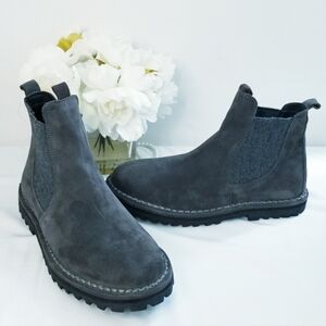 NEW ROAN By BED STU Elma Charcoal Gray Butter Suede Leather Ankle Boots NWOB